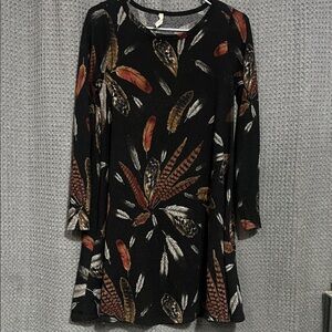 Black Feather-Print Long Sleeve Dress/tunic🪶